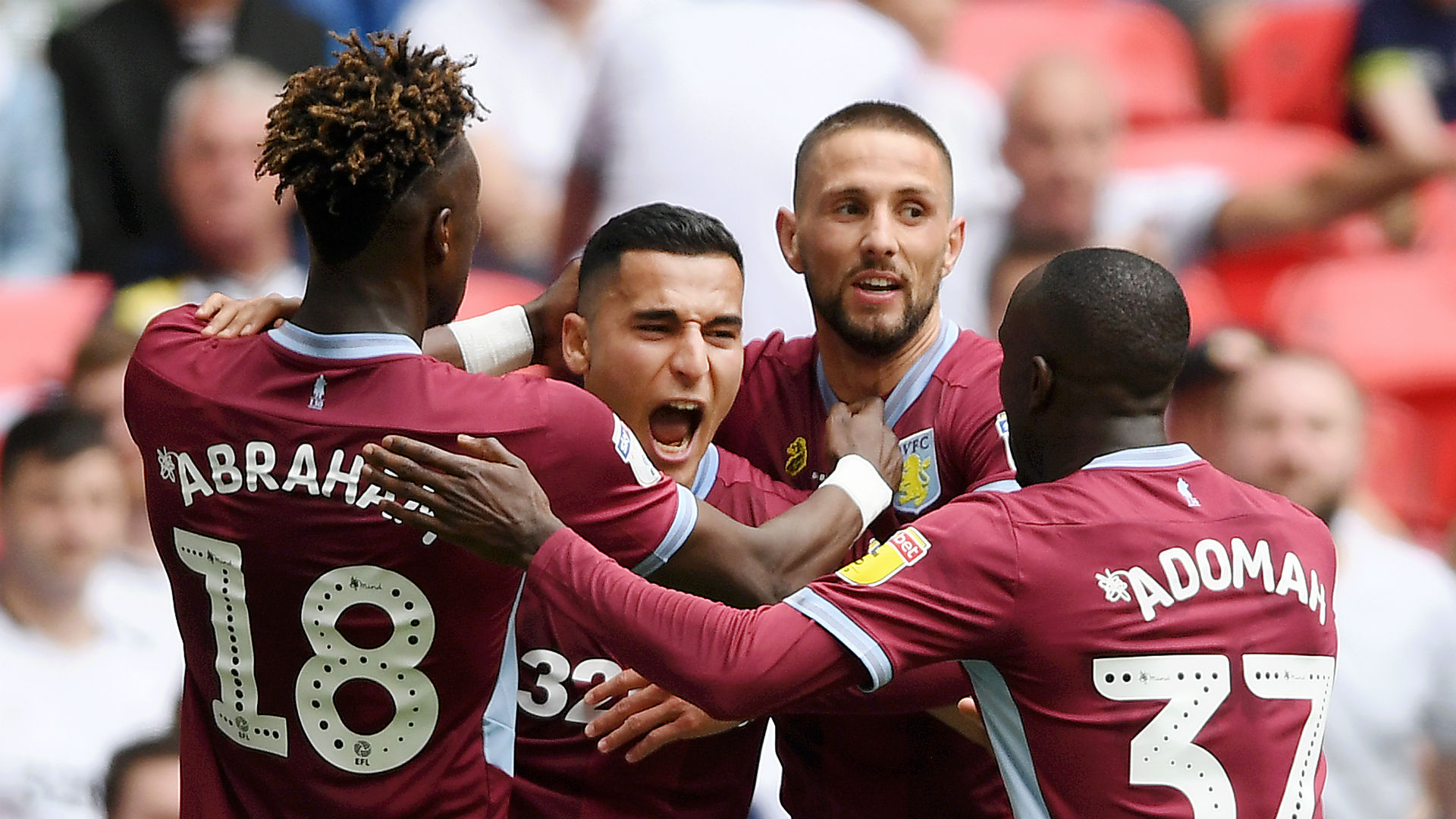 拉丁美洲第一星：罗伯托·克莱门特因飞机失事遇难，大联盟为此破例让其立即入选名人堂